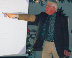 Dr. Karl Blobel bei einem seiner unzähligen Fachvorträge. Foto: Wego