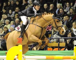 Der Belgier Jan Vinckier ist mit Ursela Titelverteidiger im Großen Preis von Neumünster. Foto: Frieler