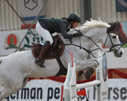 Die lange Pause hat Levado offensichtlich gut getan. In Neu Benthen gehörte er schon zu den Besten und in Braunschweig trug Anna Jürgens mit dem Levisto-Sohn ganz wesentlich zum 2. Platz bei. Foto: Jutta Wego