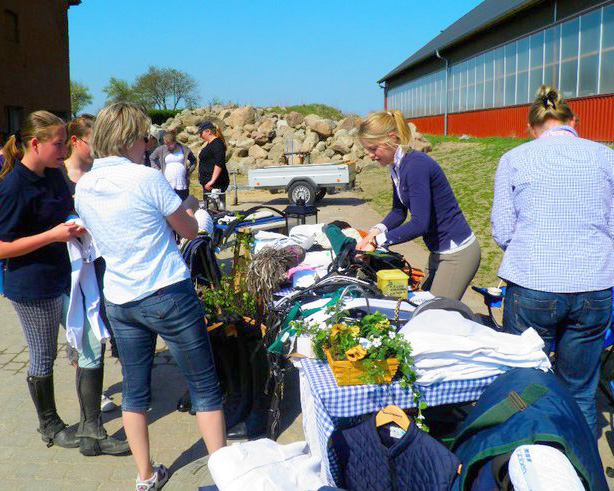 Reiterflohmarkt Ostermontag in Reez. Foto: Zahn