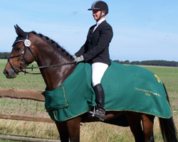 Überlegene Siegerin im Vorpommern-Rügen-Dressur-Cup 2012 wurde Jana Lubs aus Zingst. Foto: privat