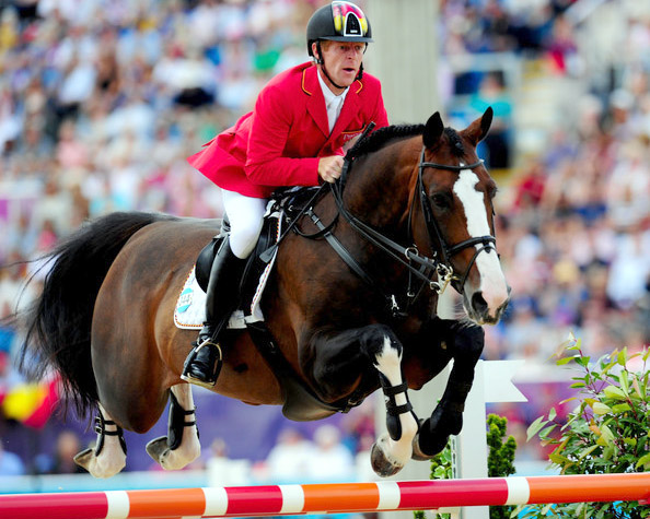 Marcus Ehning und Plot Blue, der im Alter von 22 Jahren nach einem Deckunfall eingeschläfert werden musste. Foto: Archiv