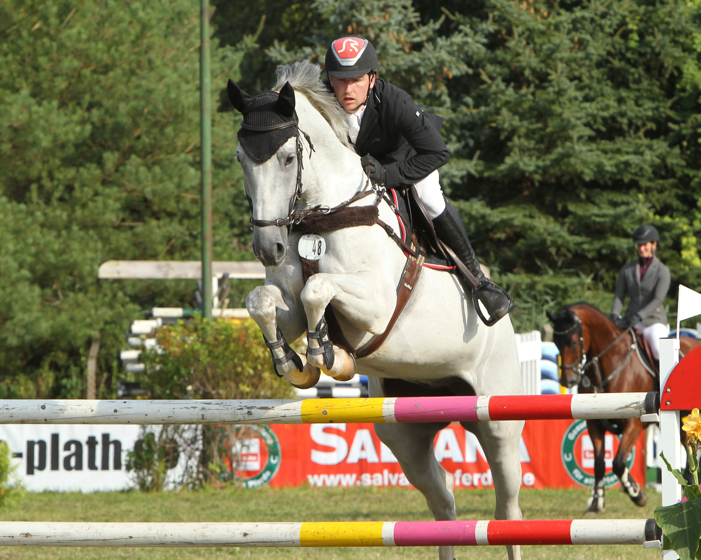 Am Samstag sicherte sich Paul Wiktor (Trent) mit Cancun M das Championat von Güstrow. © Jutta Wego