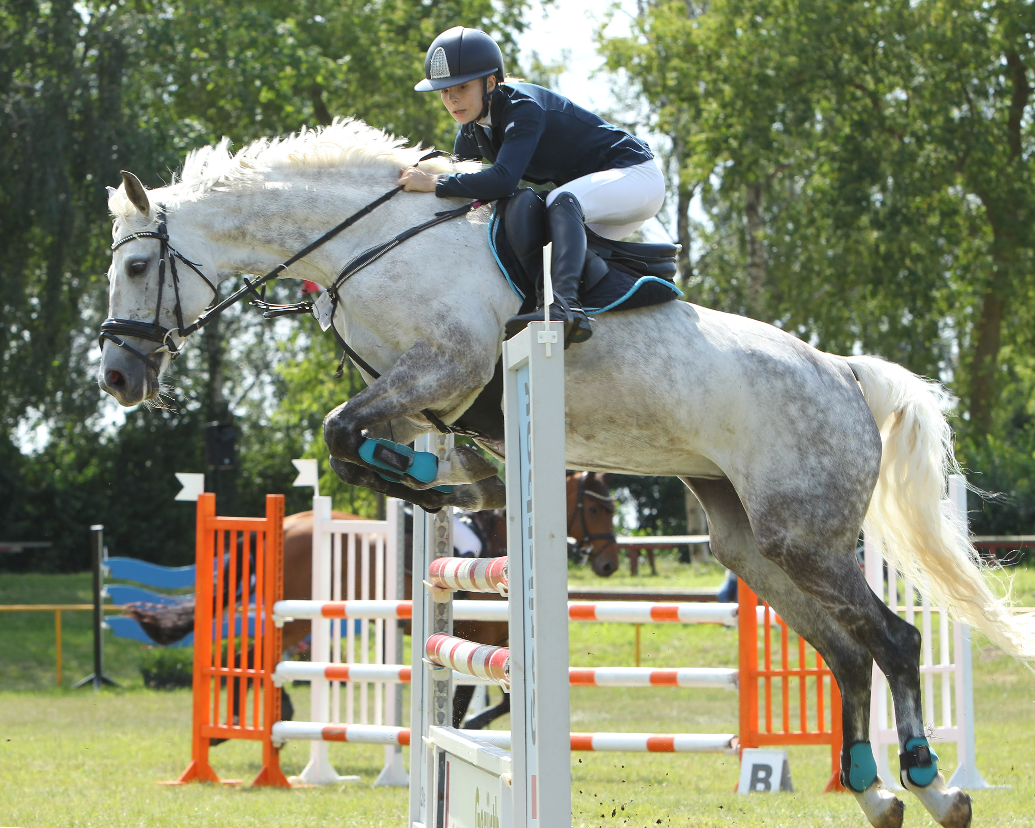 Den ersten M-Sieg in ihrer Karriere holte sich die 14-jährige Anne Liese Maas aus Lützow auf Catalina im Championat von Malchow. © Jutta Wego