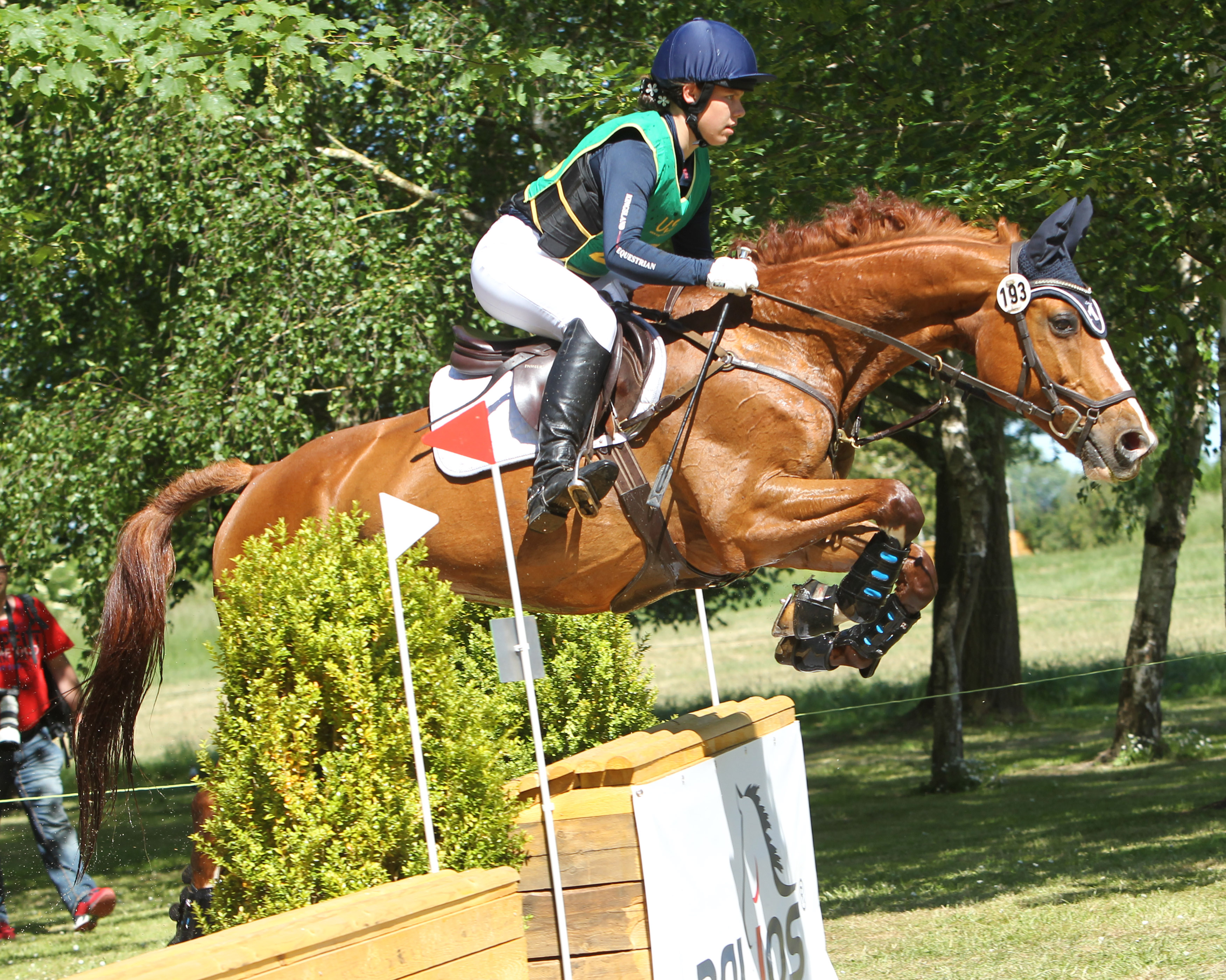 Beim Geländeturnier in Berlin-Phöben kam Ann-Katrin Staege (Parkentin) mit dem 13-jährigen Quidam’s Rebel in der Zwei-Sterne Kombi Klasse A auf den 3. Platz und gewann das Stilspringen. © Archiv Wego