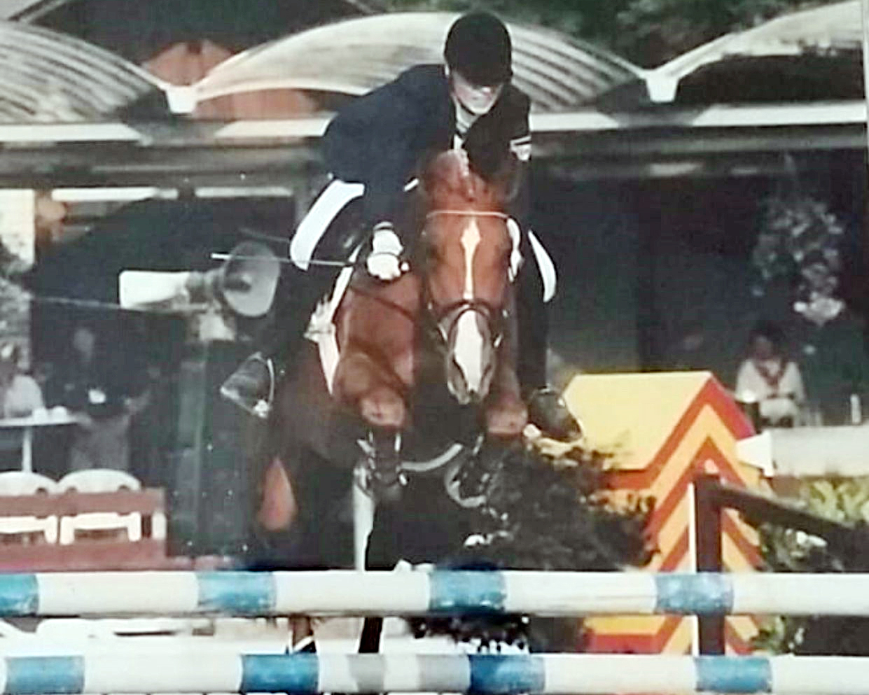 Fanny Lady und Sylva Tkotsch 1997 im Springparcours bei der Deutschen Jugendmeisterschaft in Balve.