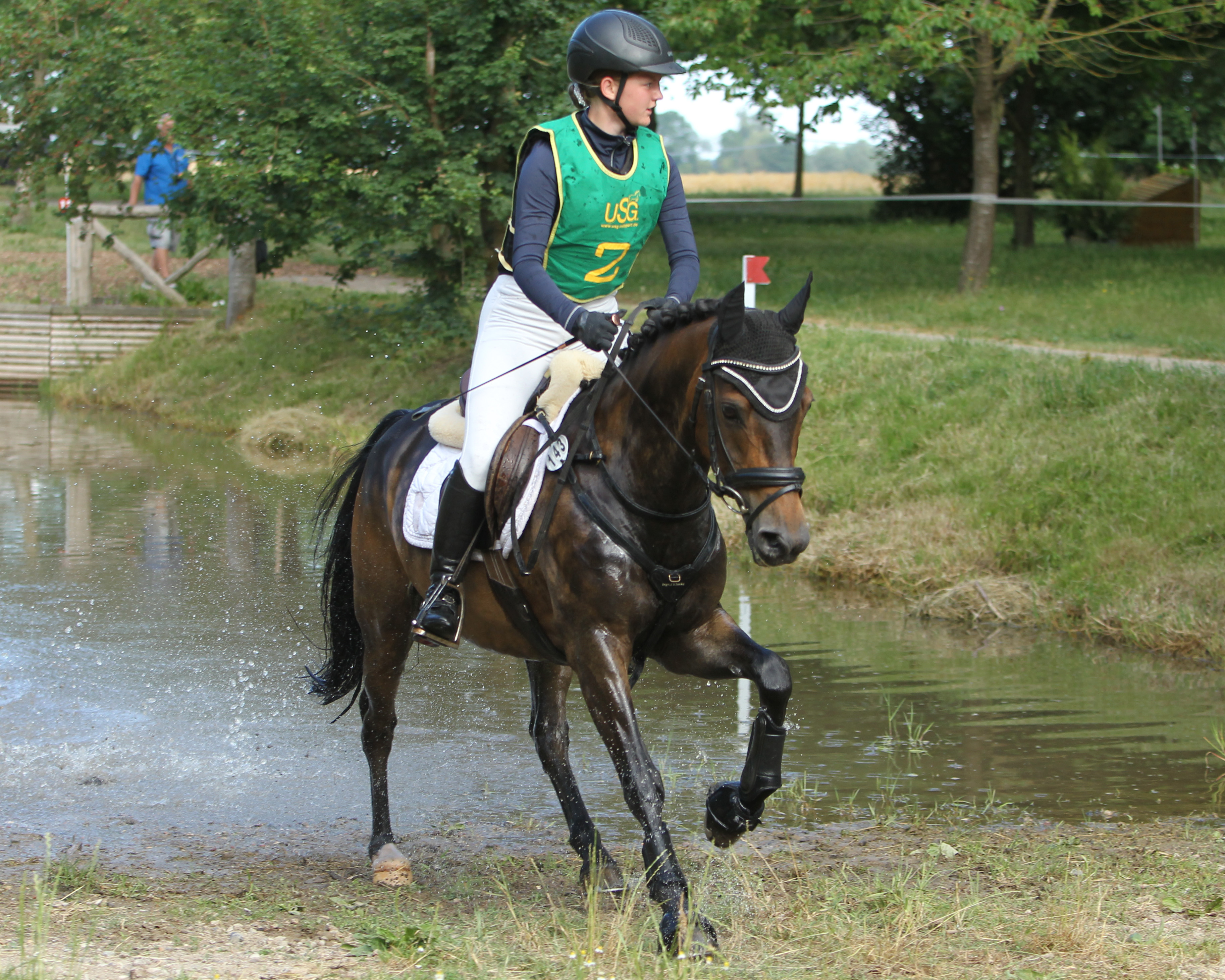 Siegerin der E-Vielseitigkeit wurde die 15-jährige Leoni Schulz von der Insel Poel mit dem 19-jährigen Pony Mexol. © Archiv Wego