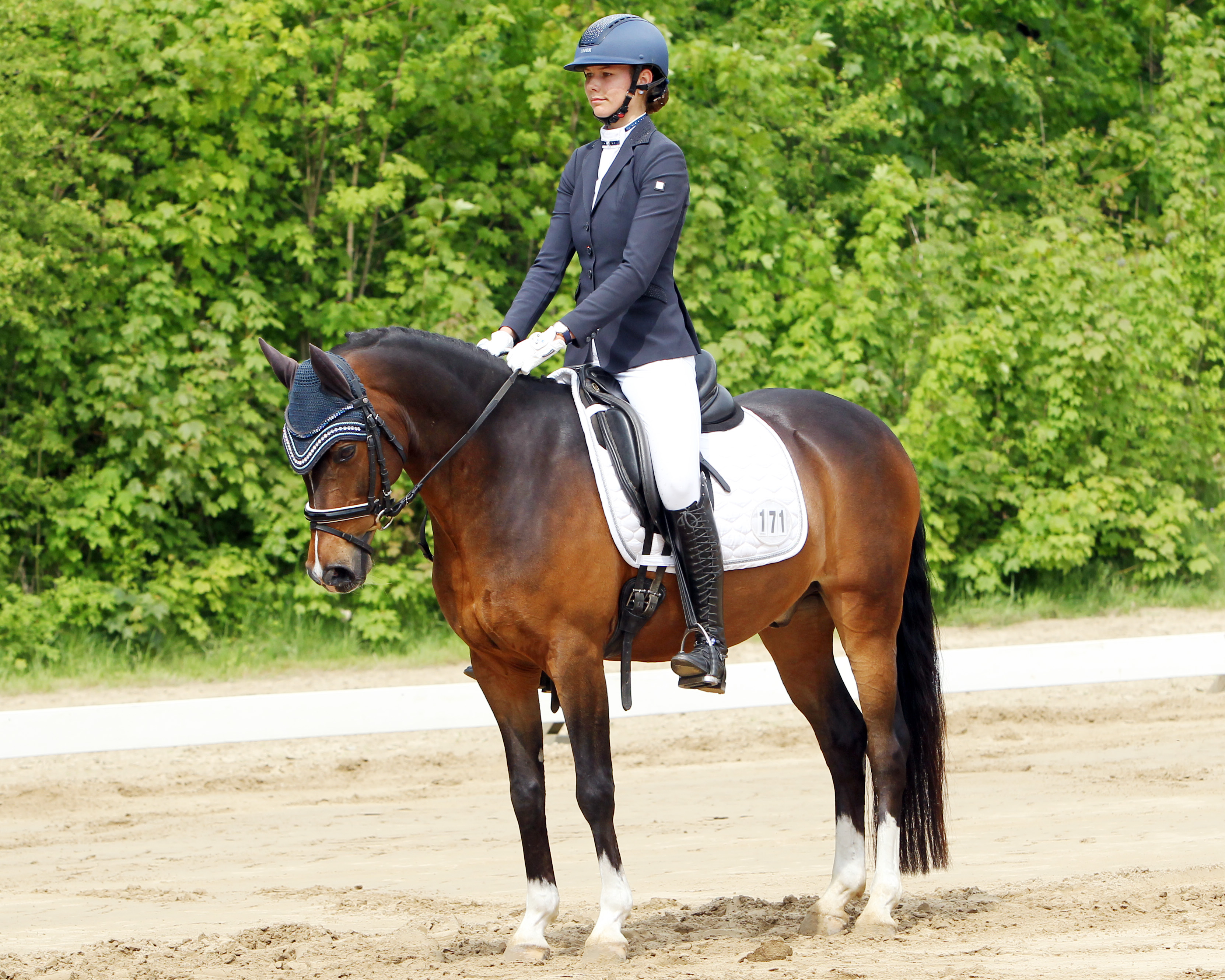 Die 19-jährige Stella Baranowski ritt in Kasselvitz auf dem 10-jährigen Pony Goldkind zu ihrem 35. L-Sieg. © Archiv Wego