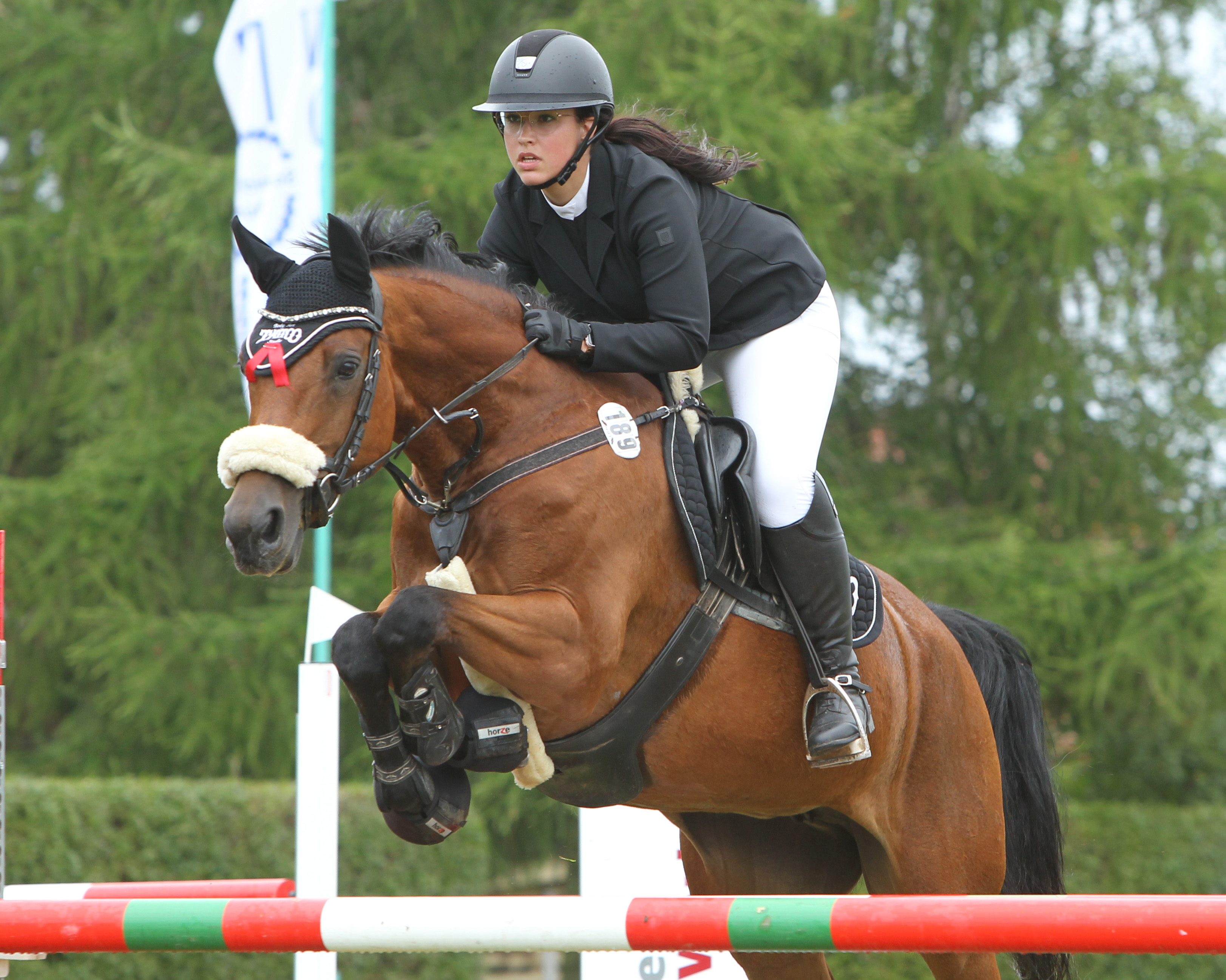 Zu den Siegerinnen in den L-Springen gehörte Caroline Wegner (Wusterhusen) mit Fergie. © Archiv Wego