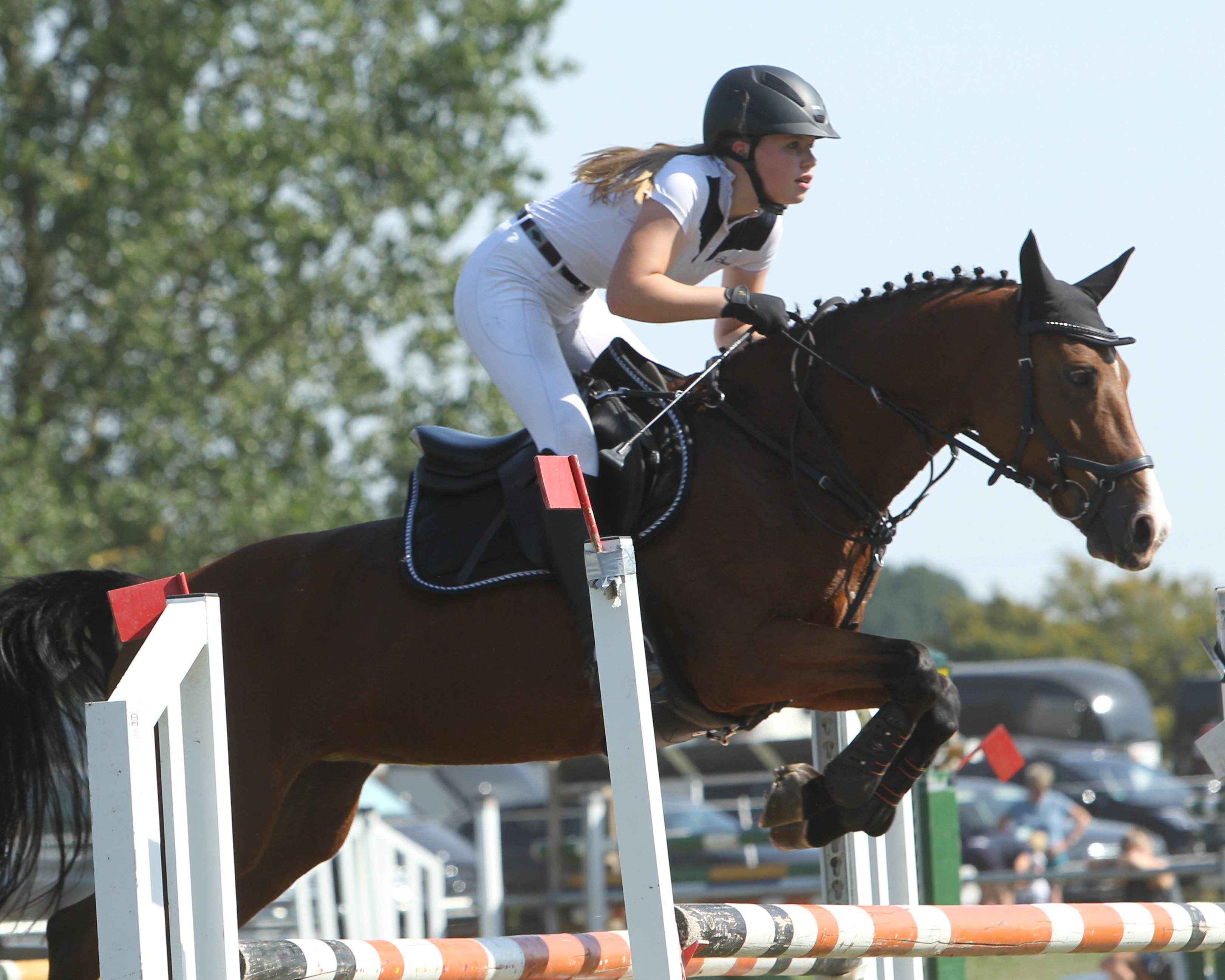 Annabell Kurp (Kloster Wulfshagen) gewann mit Pearlane von der Wiesharde das A-Springen mit Stechen, das Punktespringen Klasse A und dem Kombinierten Wettbewerb Pferde. © Jutta Wego