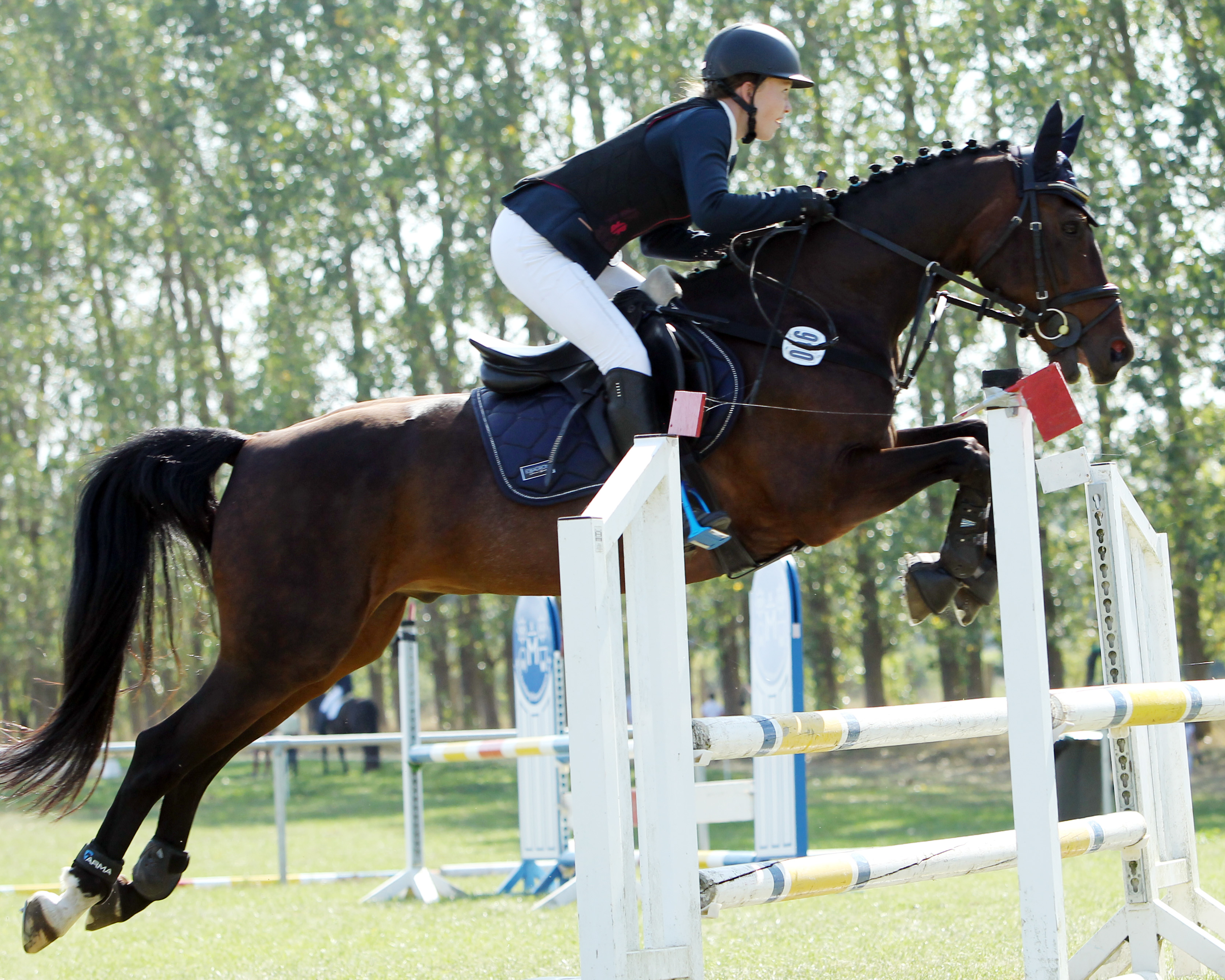 Emma Jaster holte mit El Chica einen Sieg in einem A-Springen für den Veranstalter und wurde im Stilspringen Zweite. © Jutta Wego