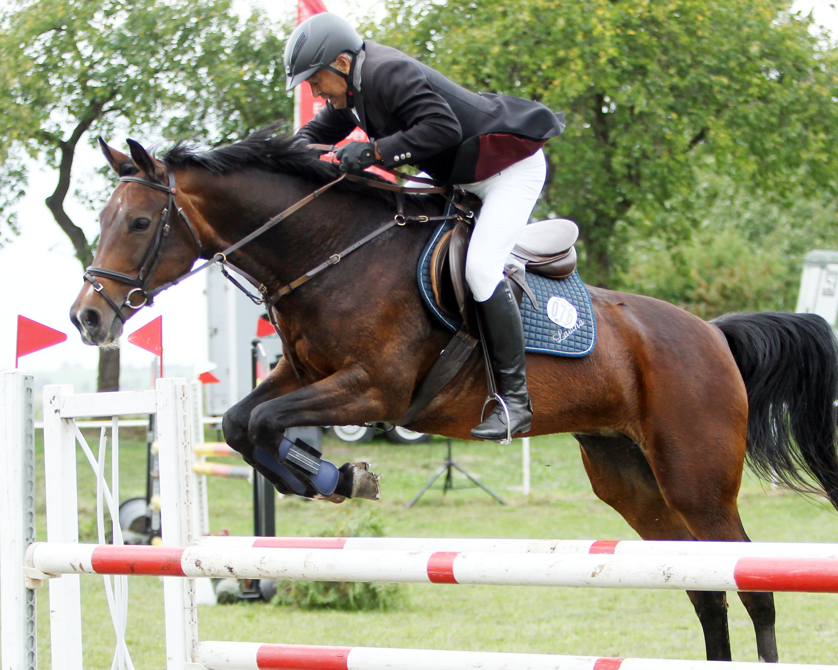 Mit 73 Jahren war Harald Heiden vom RV Seenland - Klein Labenz (zusammen mit Rainer Muck) der älteste Teilnehmer im Ü40 Amateur-Spring-Cup 2023 der mit Ladina die Kleine Tour gewann. © Jutta Wego