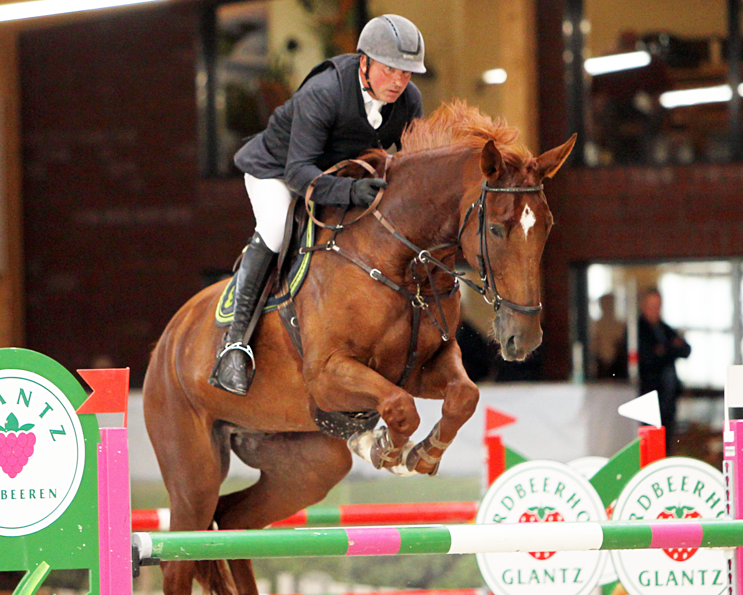 Zweihöchstes Springen in Hohen Wieschendorf war ein M2*-Springen in dem Jörg Möller mit dem 7-jährigen Chevalier die 1. Abteilung gewonnen hat. © Jutta Wego