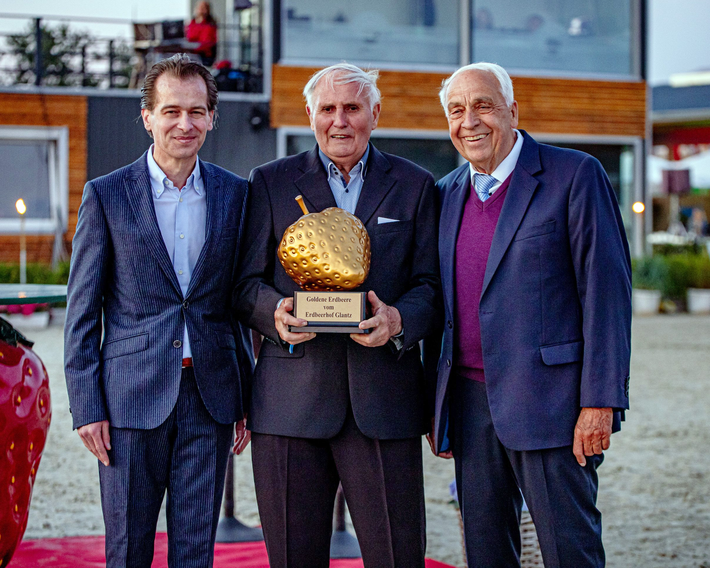 Laudator Jac Remijnse, Harm Thormählen und Enno Glantz. © Paulie Ullmann-Davis