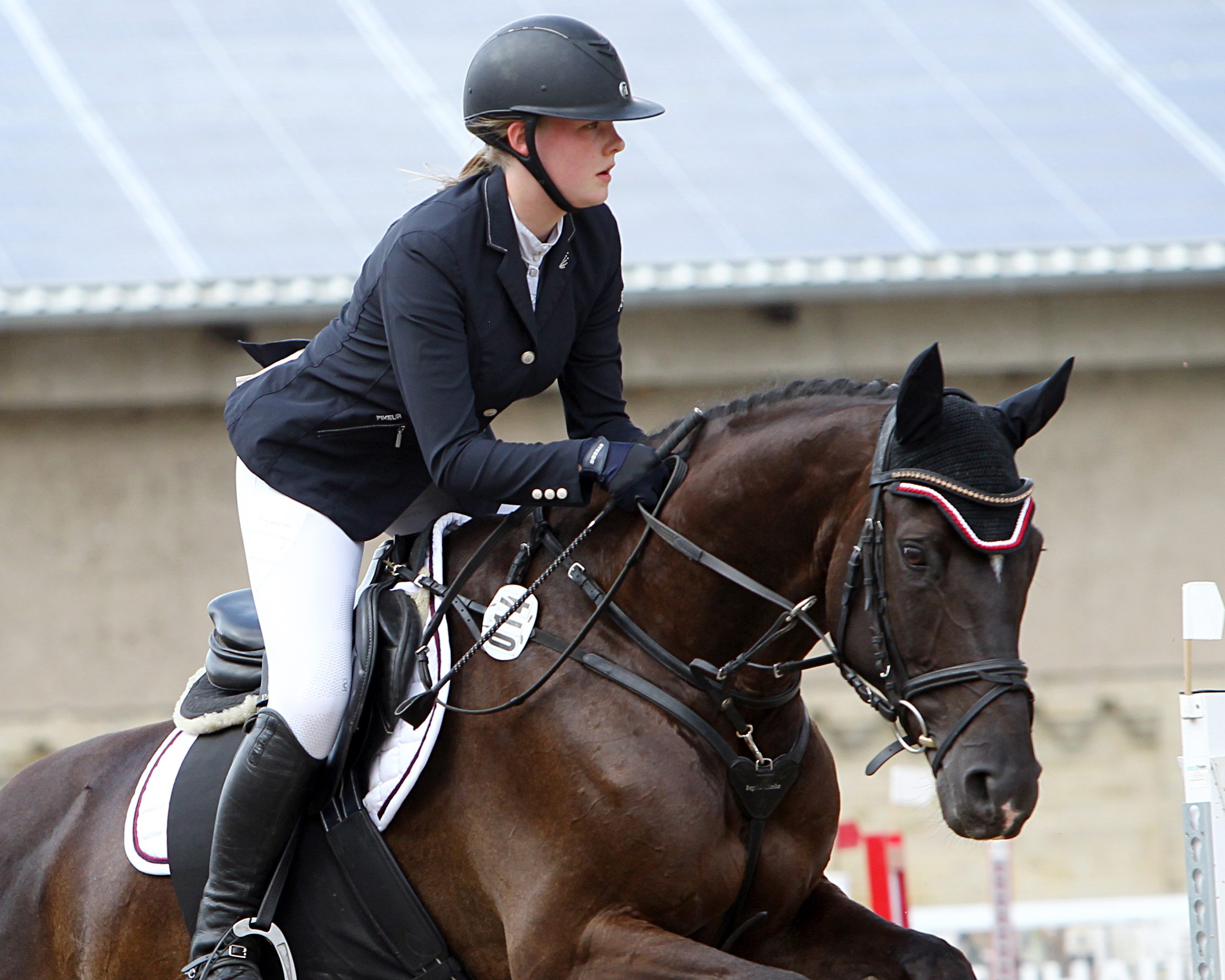 Zu einem Gastgebersieg kam es durch Johanna Meyer im Stilspringwettbewerb auf Angostura. © J.Wego