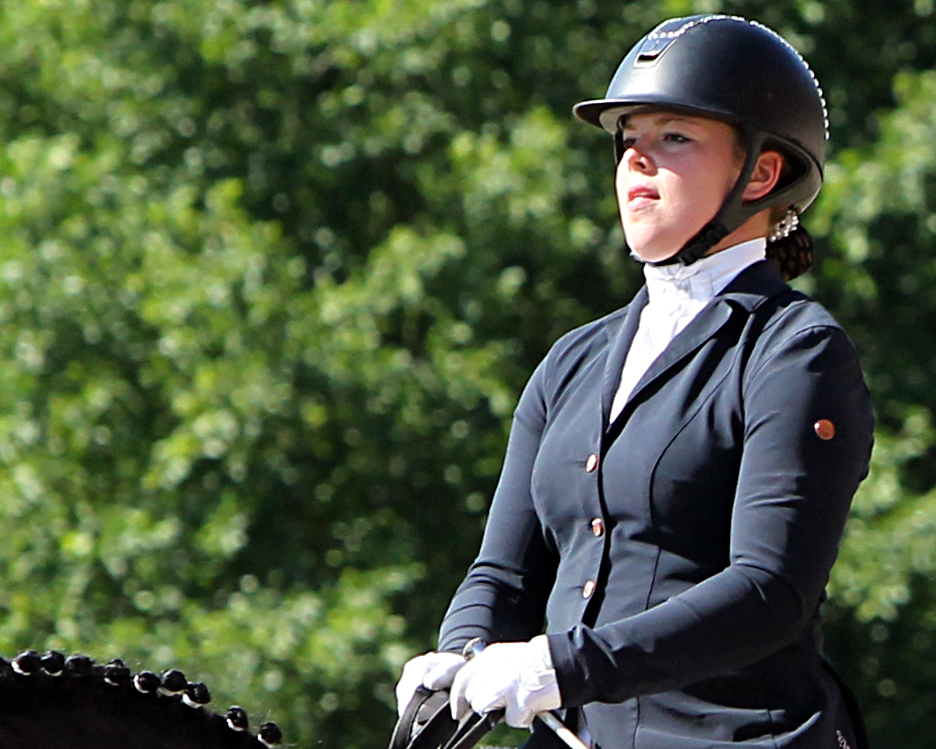 Mannschaftssieg und Einzel Dritte im Finale des Bernhard-von-Albedyll Cup - die 18-jährige Letizia Brandt vom RFV Eldena. © J.Wego