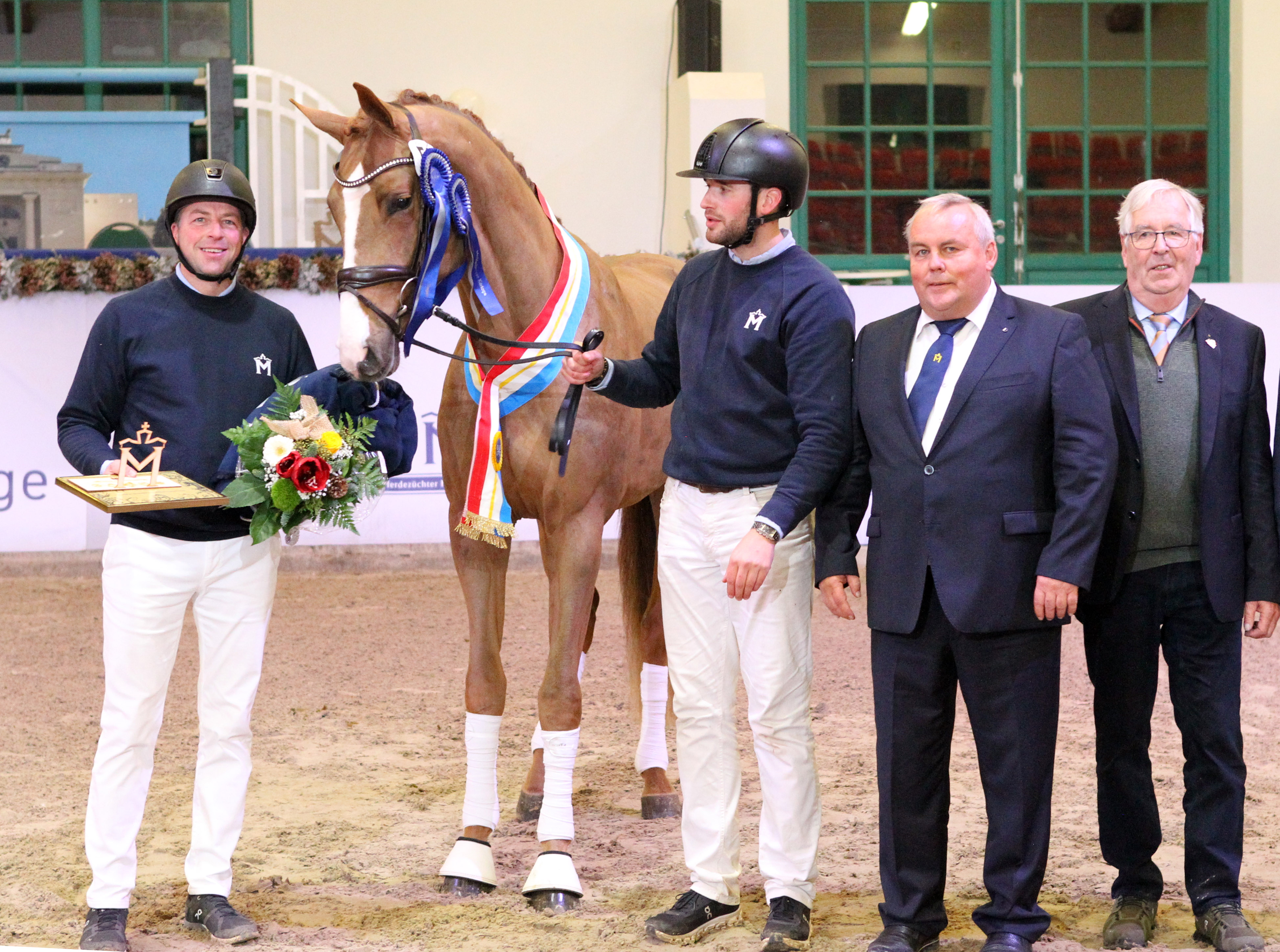 Kat.Nr. 58 Springen Sieger, Hannoveraner (170cm) von Chacfly PS / Landor S (A.: MW Sportpferde GmbH, Darmstadt; Z.: Markus Winkler, Darmstadt). © J.Wego