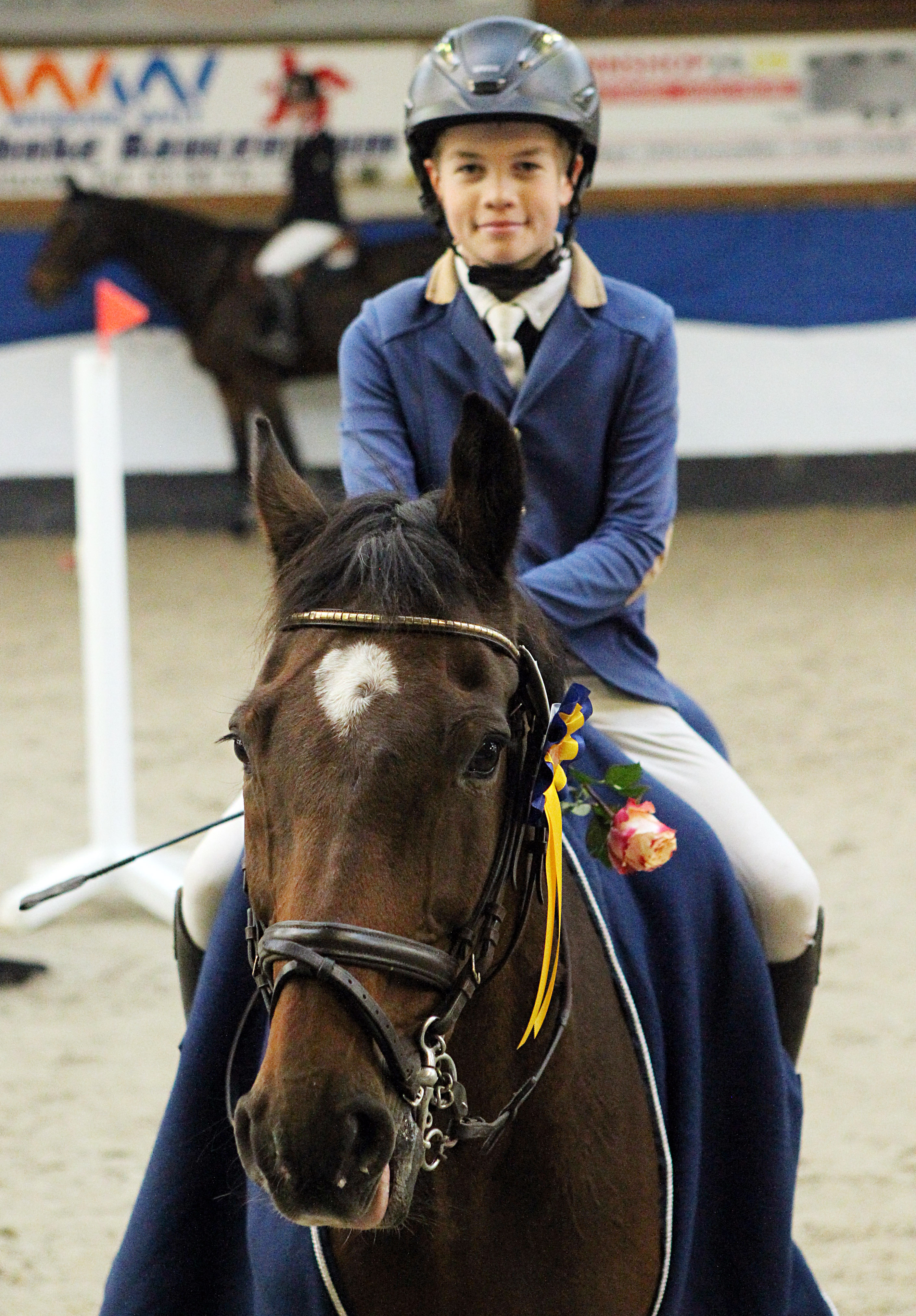 Der 14-jährige Fritz Michel Horn (Klützer Winkel) war auf dem 5. Platz mit Stilnote 8,2 der beste Teilnehmer im M2*-Springen bei der Sichtungsprüfung zum Bundesnachwuchschampionat der U18 Reiter in Prussendorf. © J.Wego