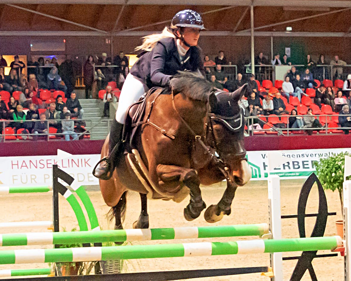 Christin Wascher war im Großen Preis auf dem 3. Platz mit Quincy beste MV-Reiterin. © KaLo