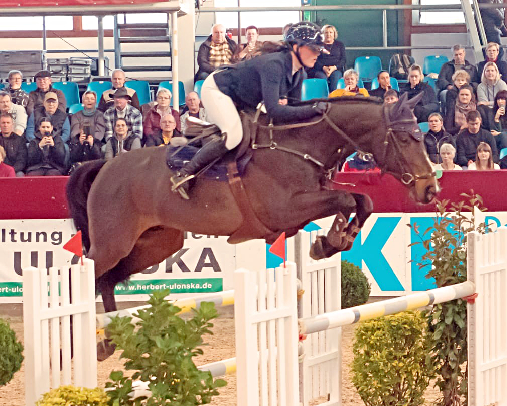 Das beste MV-Ergebnis im Finale der Junior-Future-Tour für Reiter bis 25 Jahre lieferte auf dem 3. Platz Lilli Plath (Poel) mit Dacapo Z. © KaLo