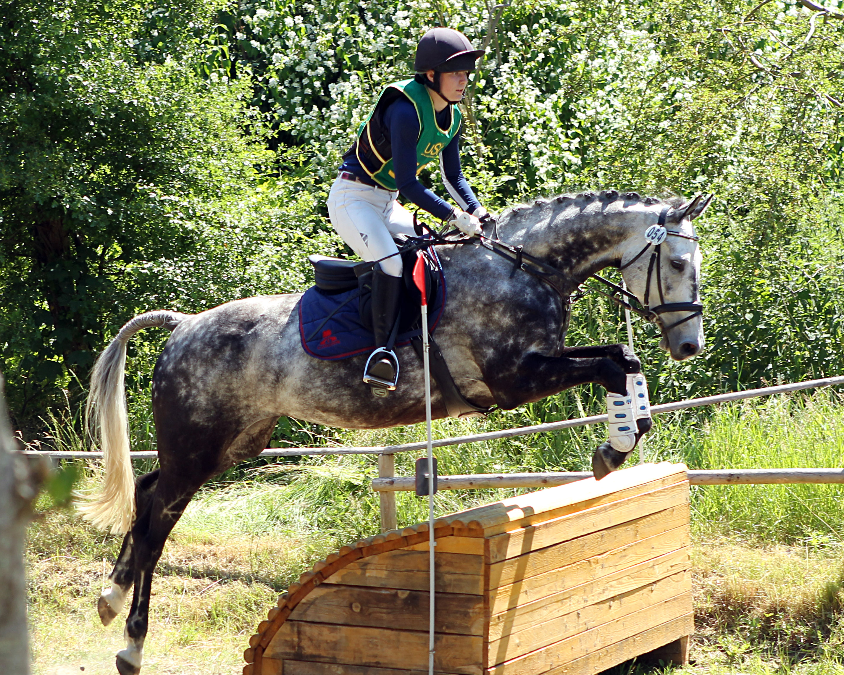 Titelverteidigerin in der Kombinierten Prüfung Klasse A beim Vielseitigkeitsturnier 2024 in Vanselow ist Isadora Bütow, die Tochter von Christin Zehe, mit Cocolina. © J.Wego