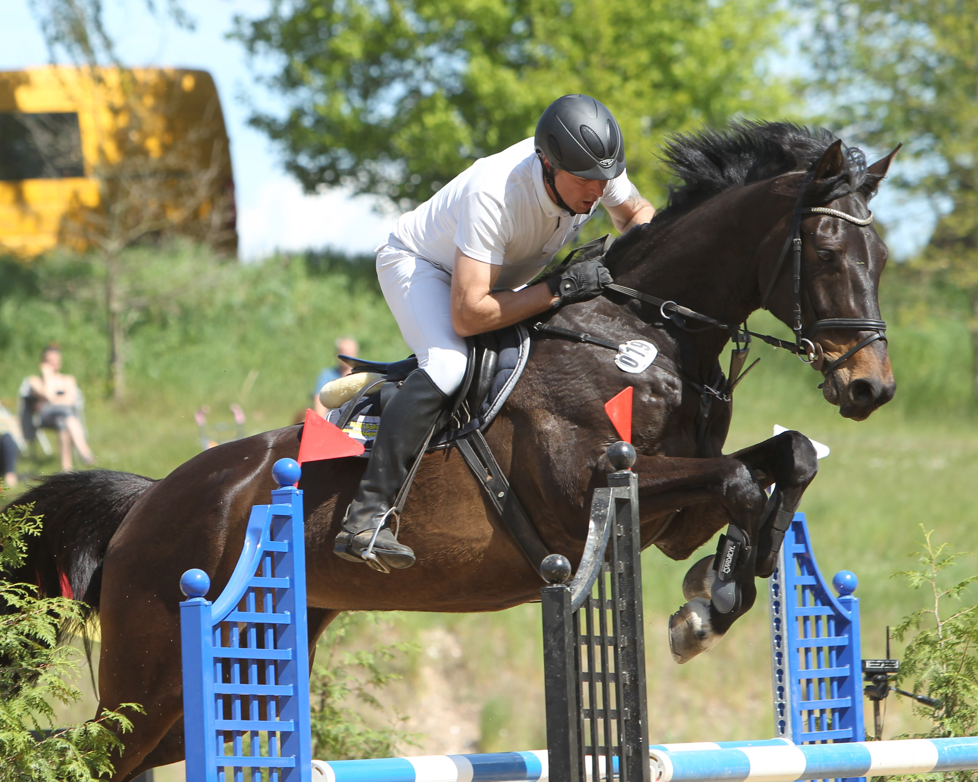Die 2. Wertungsprüfung der kleinen Tour gewann Daniel Grawe aus Elmenhorst, der für die RSG Wöpkendorf reitet, mit Cantur nach Platz 2 in der 1. Wertung. © J. Wego