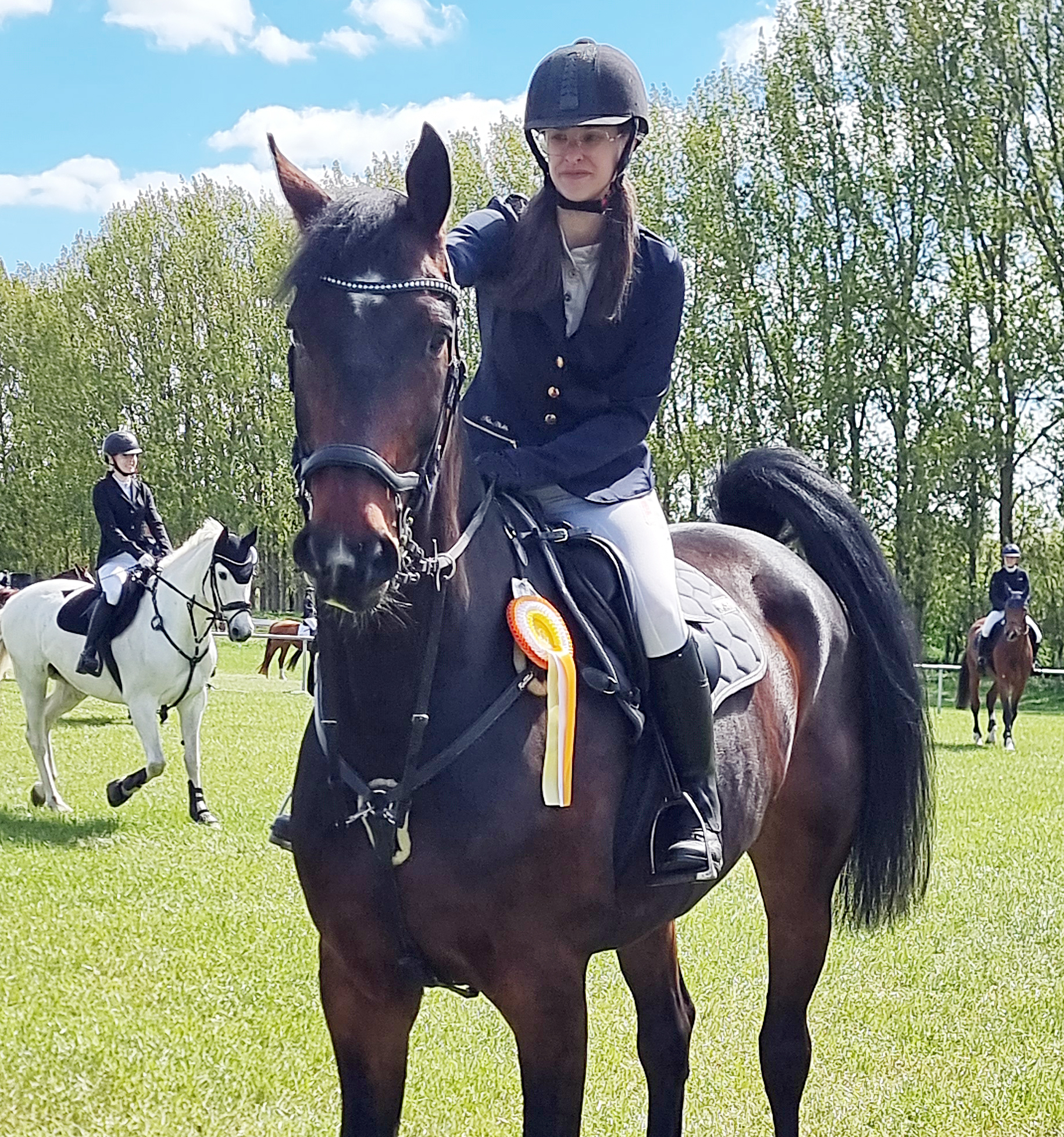 Zu einem Sieg in einem A-Springen kam auch Vivien Günther vom Gastgeber Wöpkendorf auf dem 12-jährigen Carney aus dem Besitz von Walter Roos. © J. Wego