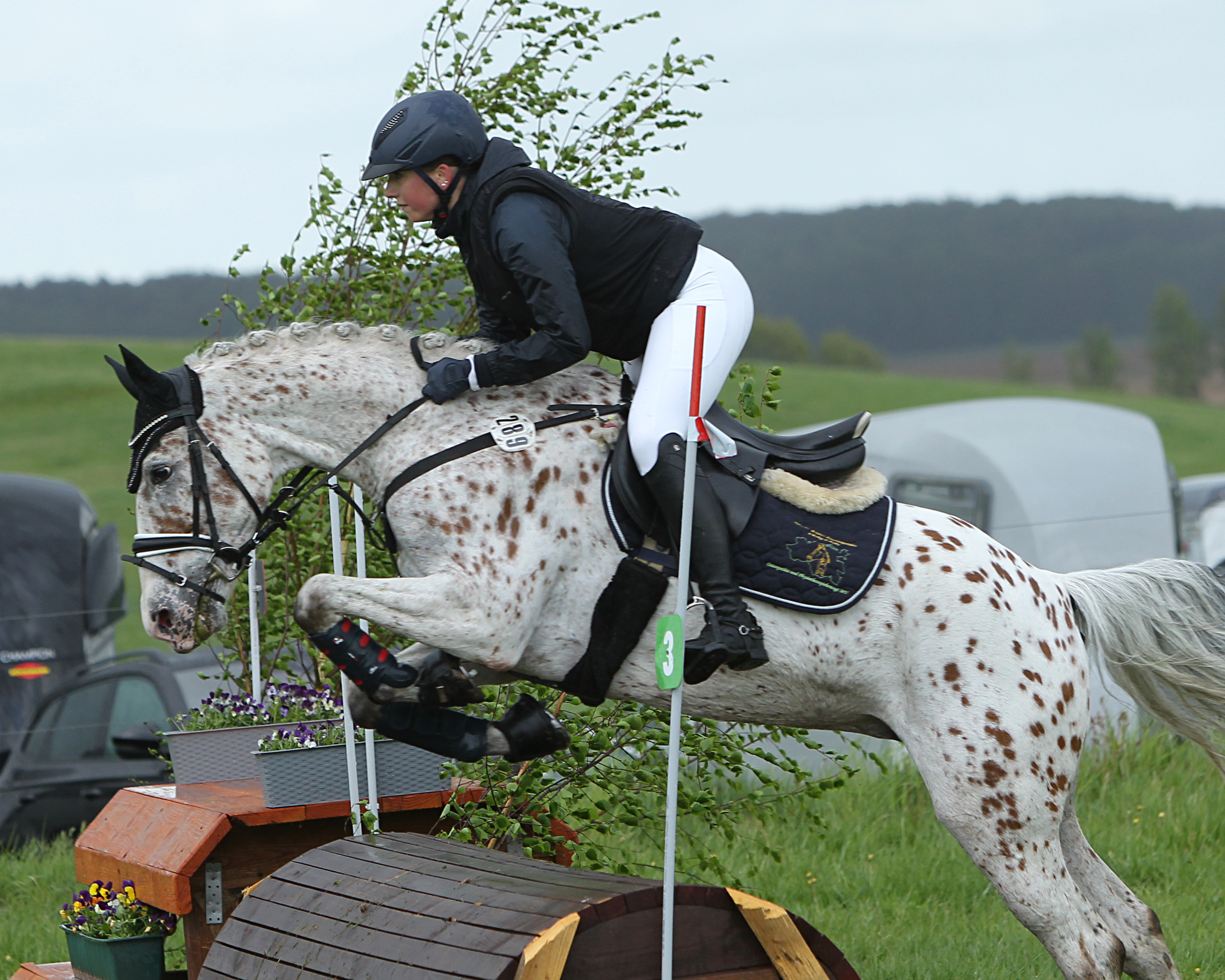 Mit Pipi Langstrumpf @ Little Uncle holte sich Mara Hartmann den Kreismeistertitel bei den U16 Reitern in Klasse E, und wurde Dritte im Stilgelände. © J. Wego