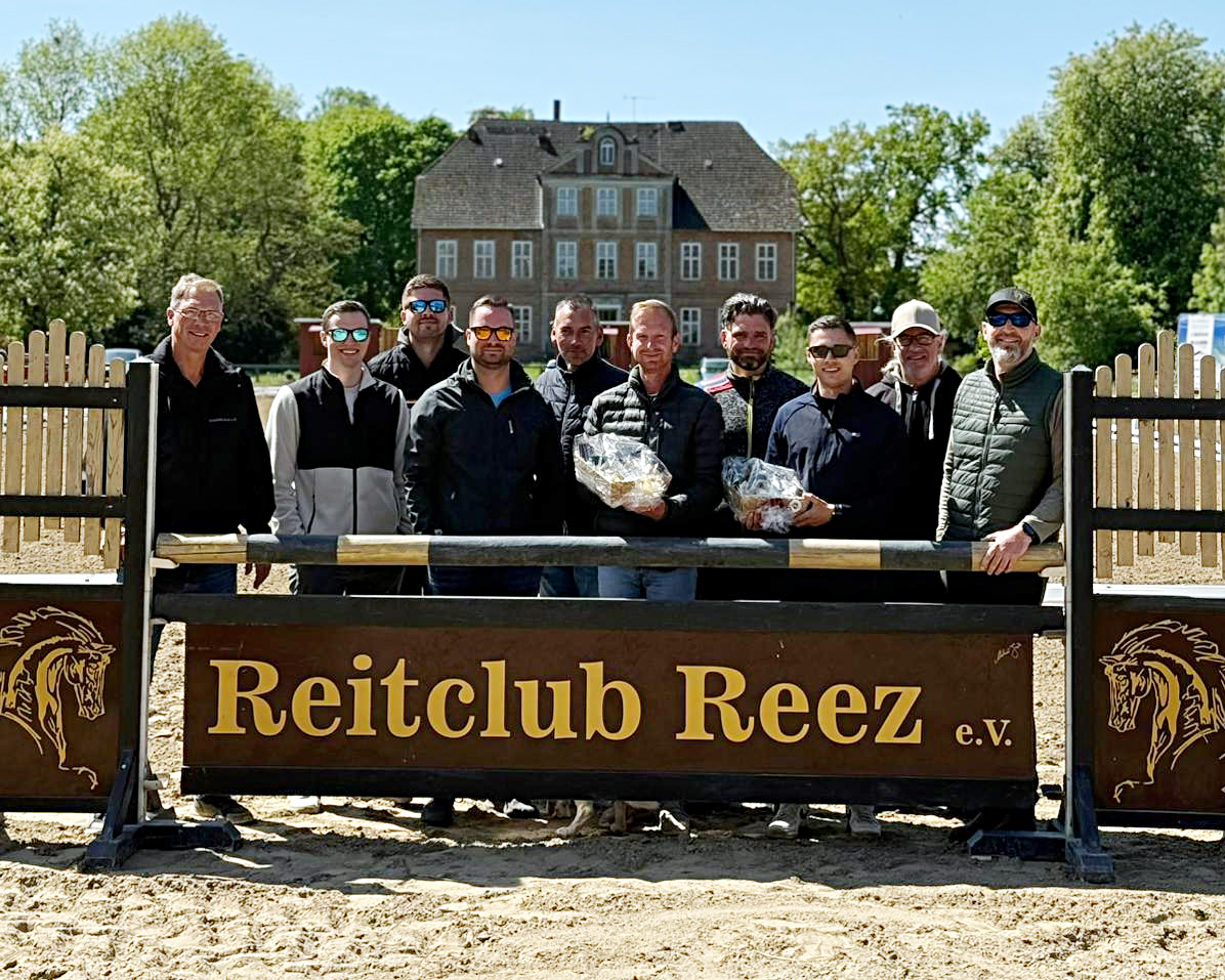 Engagierte Helfer sorgten dafür, dass das Dressurturnier des Reitclubs Reez einen reibungslosen Verlauf hatte. © B.H.