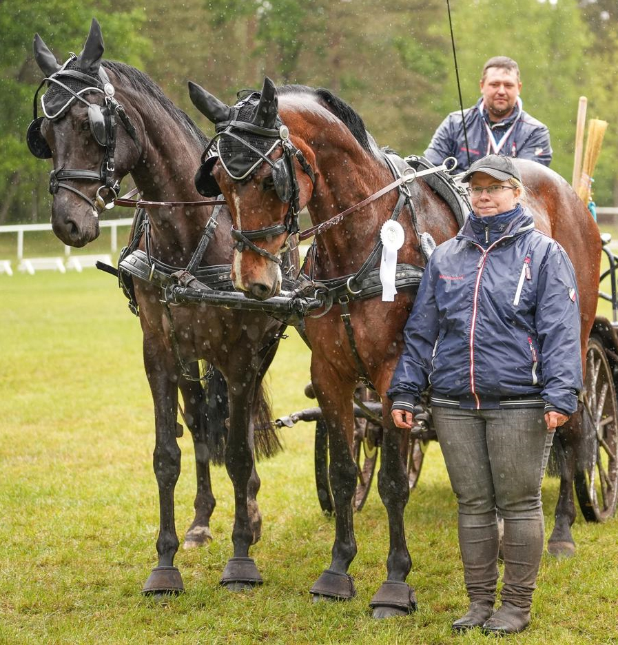 Die Silbermedaille im Pony-Einspännerfahren ging nach Katzow an Tobias Kriemann.