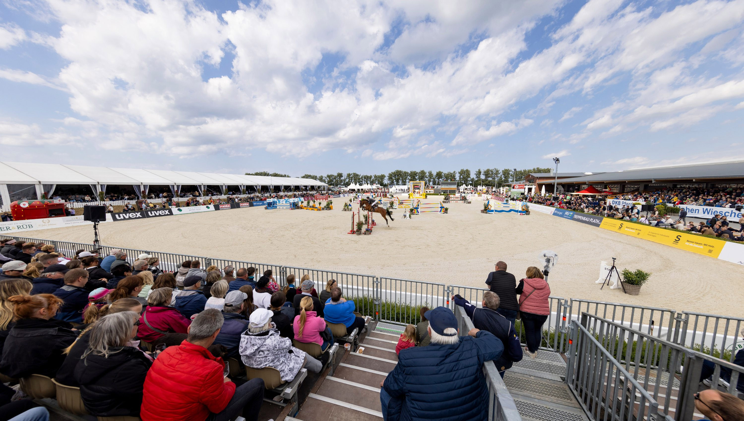 Wege und Linien bestimmen die Parcoursbauer, in Hohen Wieschendorf trägt die Verantwortung dafür Marco Hesse. © reitsport-hellmann.de
