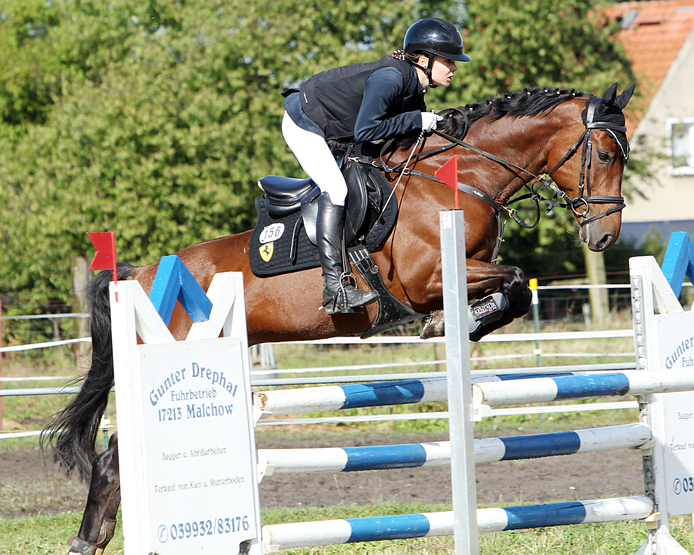 Brillante Ritte lieferte mit zwei Siegen lieferte die 14-jährige Piya Granzow (Malchow mit dem Reitpony D’Niro MS. © J. Wego