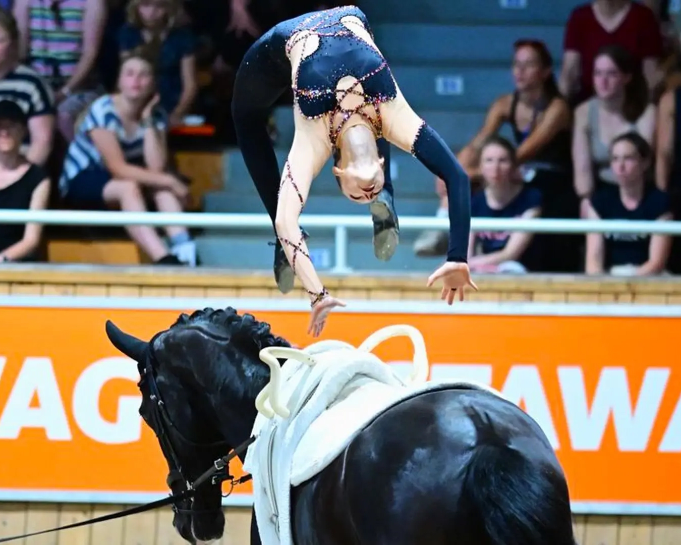 Mit spektakulären Übungen gewann Alina Roß die Kür beim CHIO Aachen 2025. © CHIO Aachen