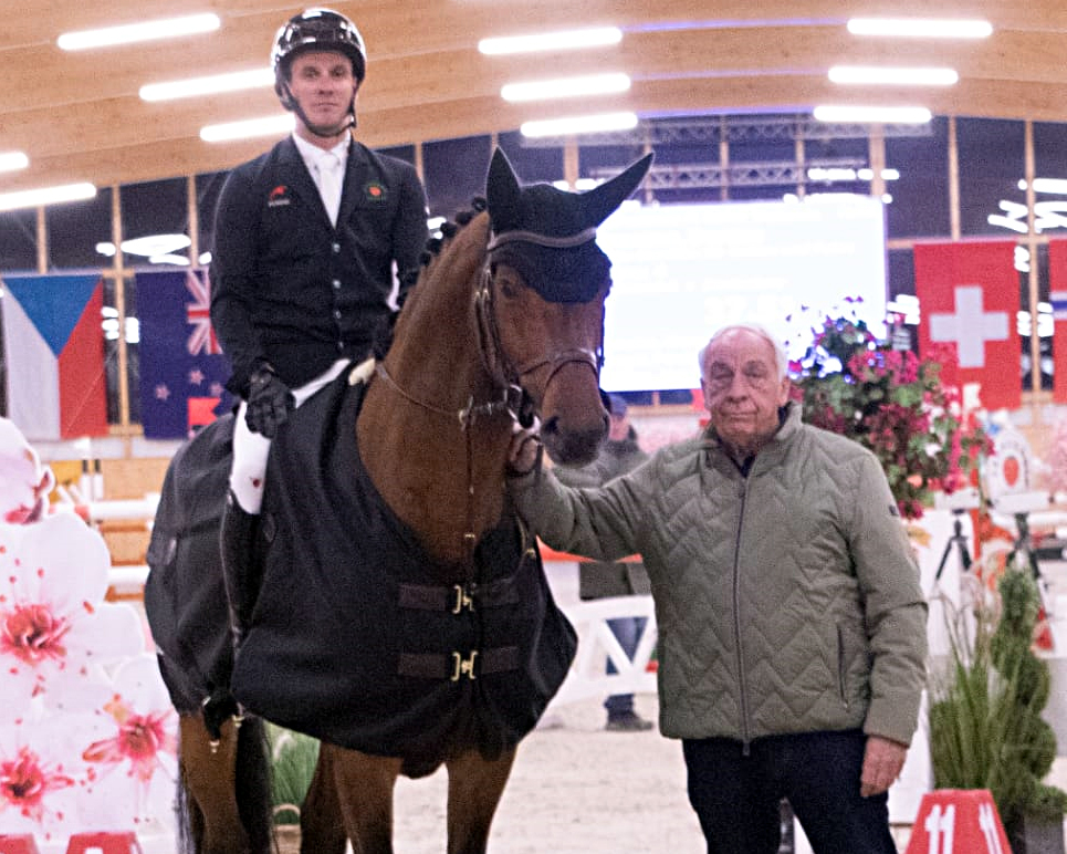 Hohen Wieschendorf: Erneut Sieg mit Chatching Fire für Christoph Lanske