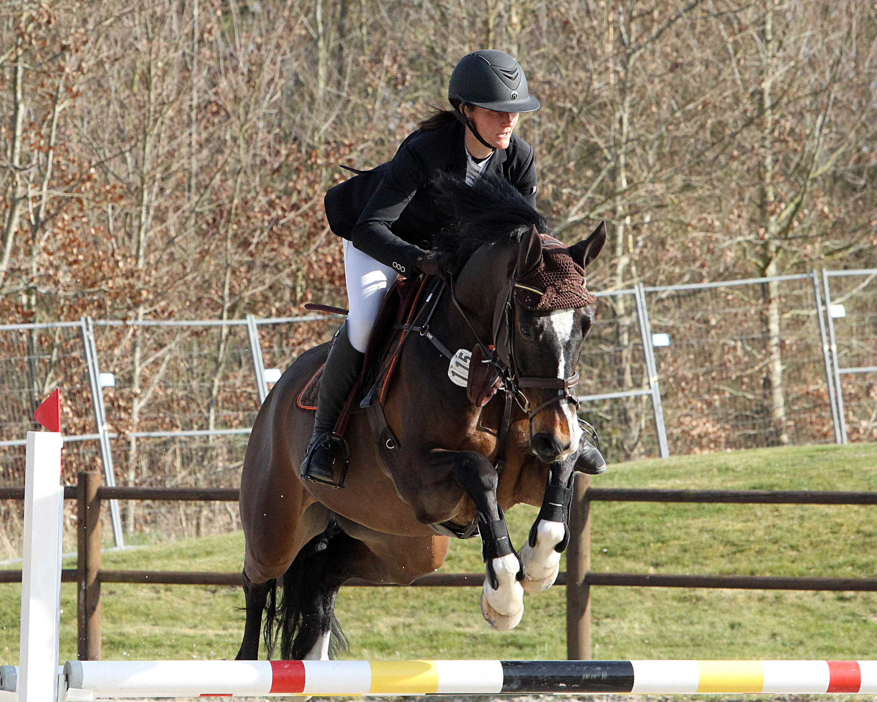 Polzow: Anna Ebel-Jürgens gewann vor heimischer Kulisse das M-Springen