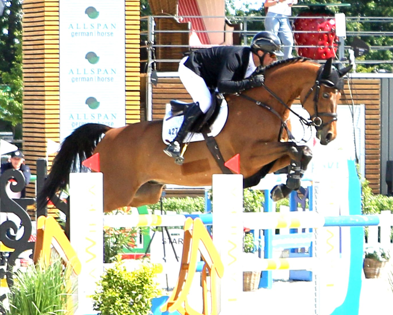 Christoph Lanske mit Armicornit H. © KaLop