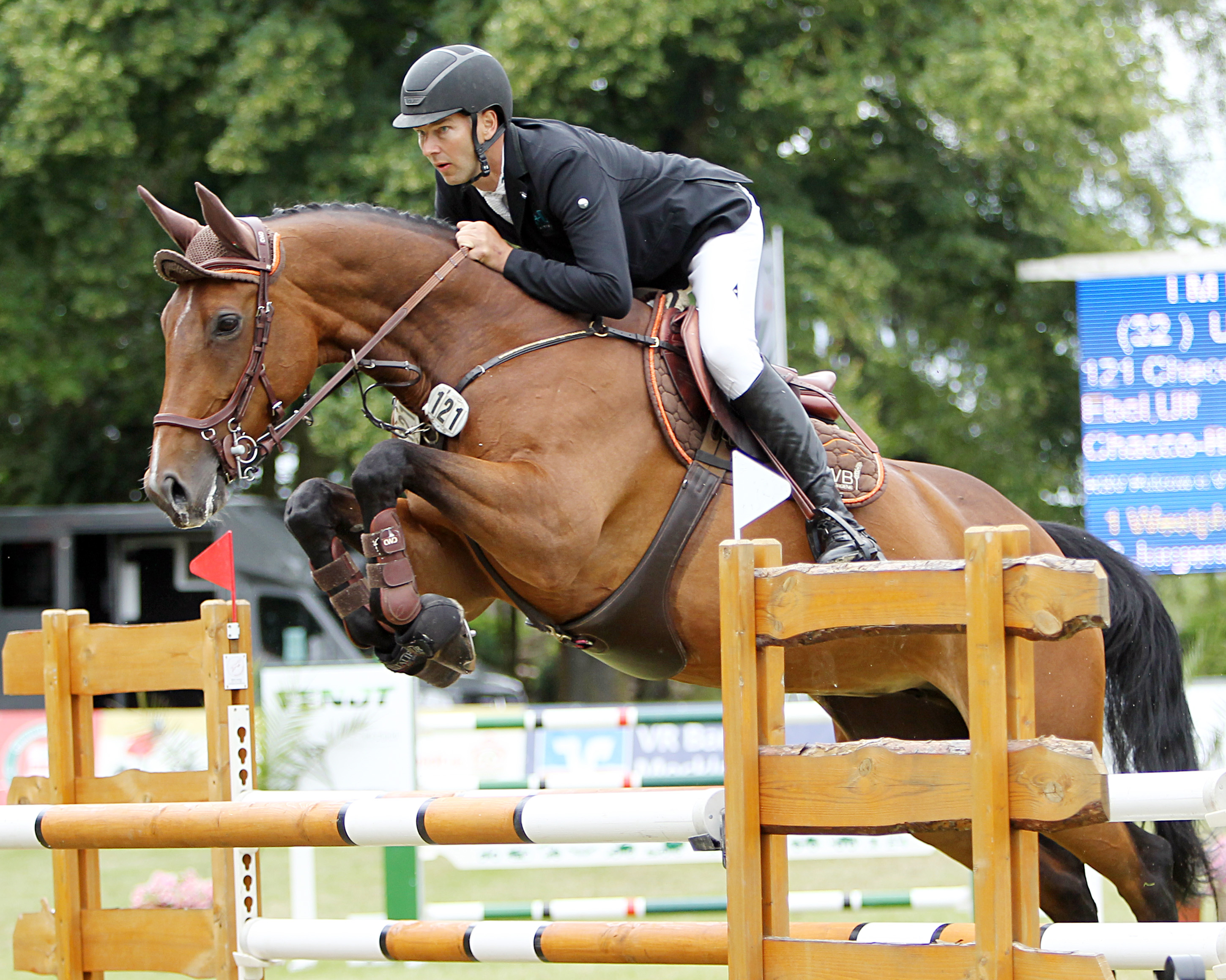 Woldegker Mühlen-Jumping: Ulf Ebel gewann den Großen Preis