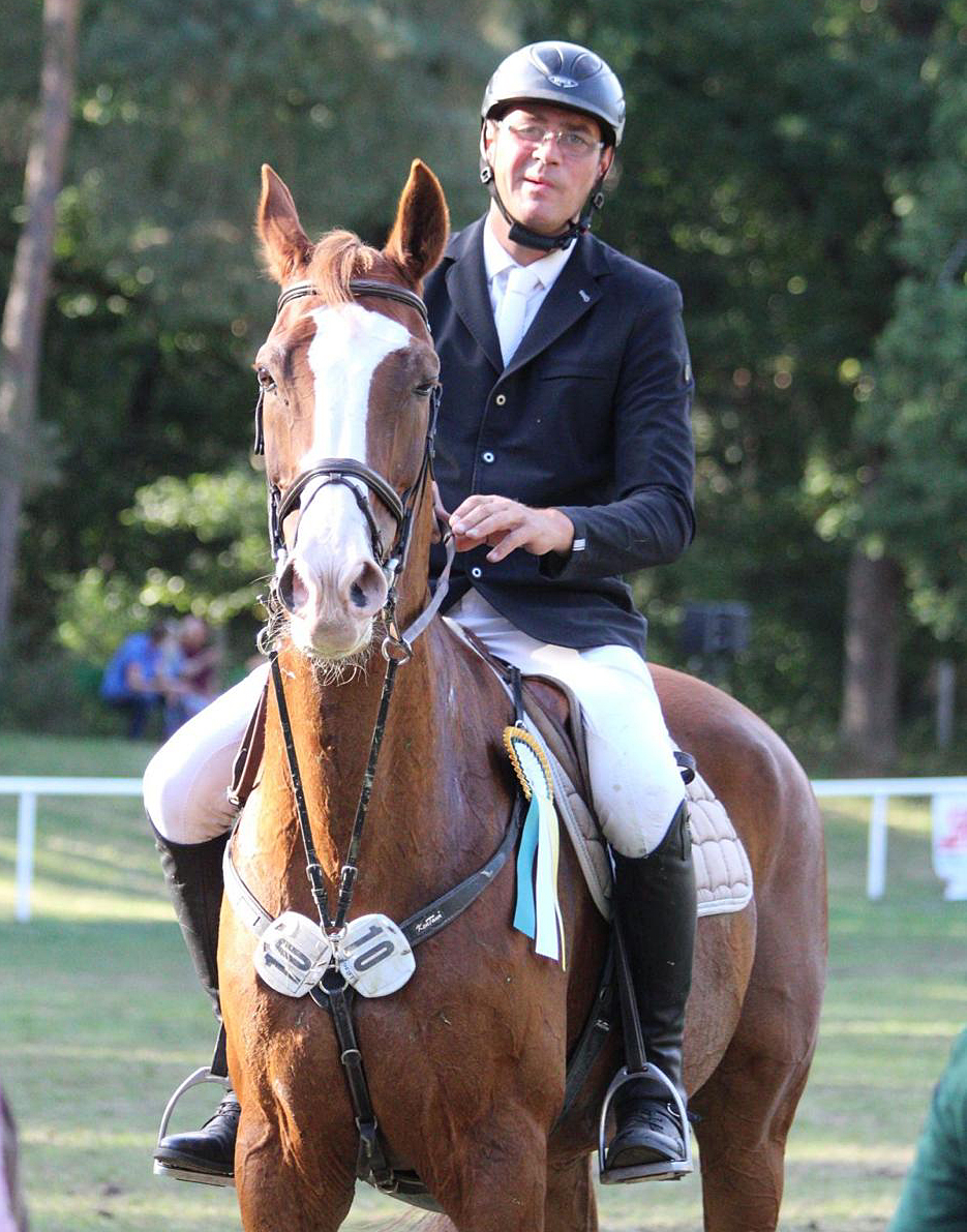 Stefan Hentschel mit Baltasar bei der Siegerehrung. © Thomas Moll