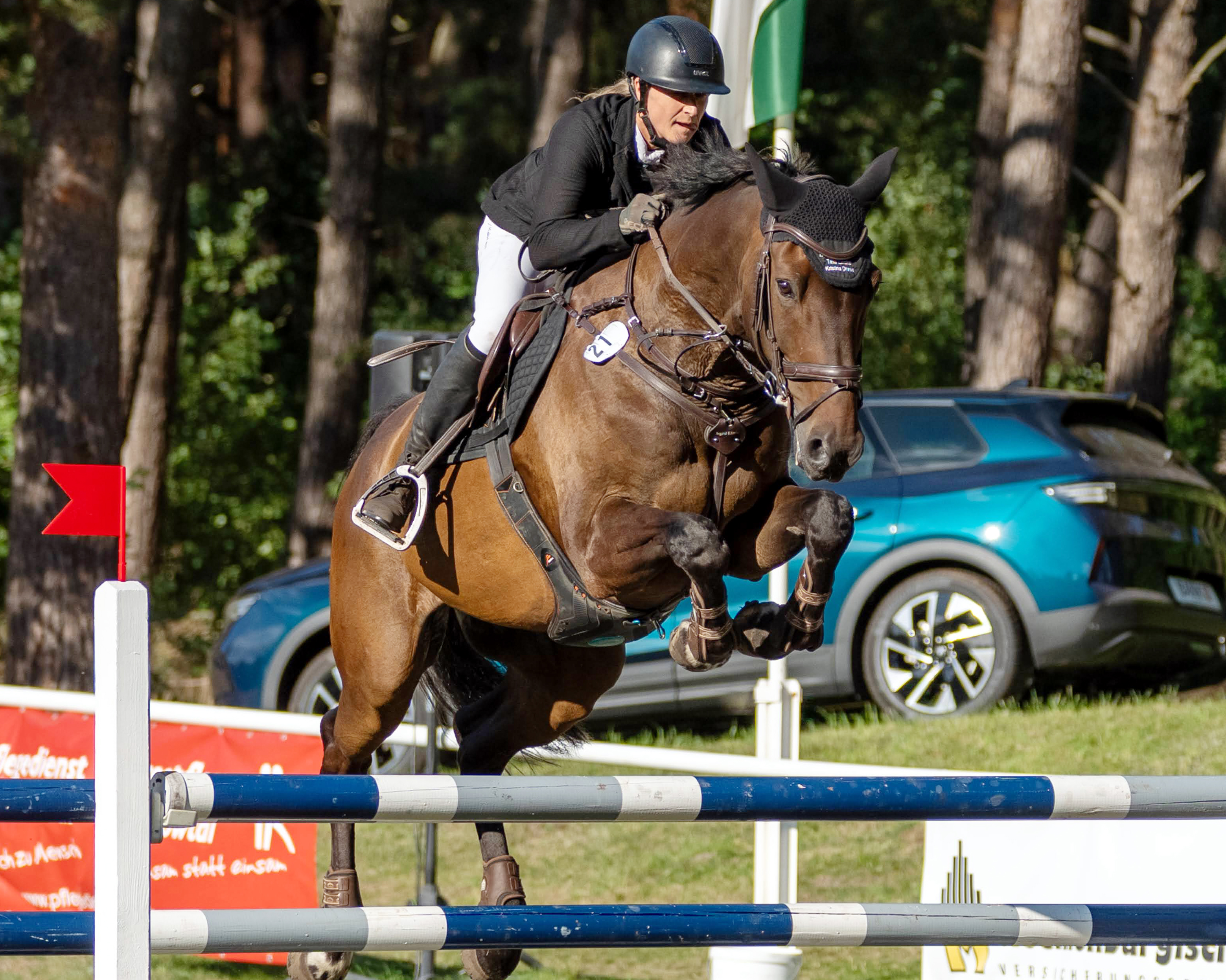 Kathrin Wollert (Tenze) wurde mit Baltic Balou in der Siegerrundes zum Großen Preis Vierte. © Thomas Moll