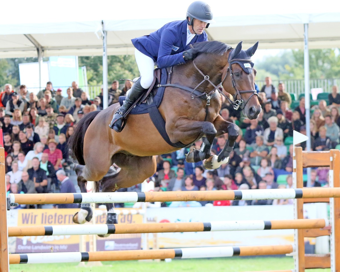 Mühlengeez: Holger Wulschner und Comme un Rêve gewannen den Großen Preis