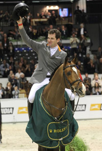 Philipp Weishauot gewann auf Catoki die Weltcupqualifikation in Bordeaux (Frankreich).