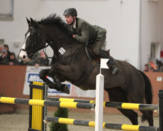 Im Partner Pferd Cup für Ostdeutsche Nachwuchsreiter im Rahmen des Weltcup Finales in Leipzig wurde der Redefiner Paul Wiktor auf Quenten Dritter. Foto: Wego