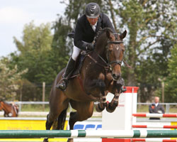 Im Youngster-Cup der sechsjährigen Pferde in Gera gab es für Hauke Luther einen Sieg auf der Casado-Stute Cosima. Fotos: Jutta Wego