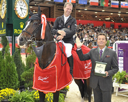 Rolf Göran Bengtsson gewann mit dem Holsteiner Hengst Casall La Silla das Weltcup Springen im französischen Lyon.