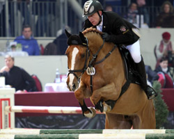 Thomas Kleis gewann das eröffnungsspringen beim CSI**** Salzburg mit Questa Vittoria. Foto: Jutta Wego