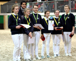 Das MV-Team mit Hanna Kummer, Anna Holland- Moritz, Juliane Wundermann, Isabelle Jähn, Elisa Jeschke und Lena Harks, unter der Leitung von Anne Hänisch. Foto: Lohrmann