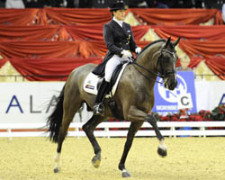Desperado OLD und Carola Koppelmann, das Siegerpaar im Finale des Nürnberger Burgpokals 2011. Foto: Frieler
