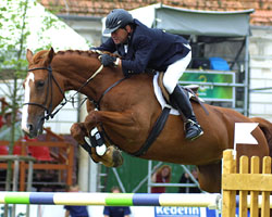 Hugo Simon bei einem Start in Redefin auf der Mecklenburger Stute Grenada. Foto: Wego