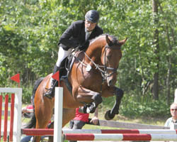 Der Torgelower Rene Swierczek wurde mit seinem 2. Platz in Polzow auf Lampard Sieger im Cup der Mecklenburgischen Versicherung. Foto: Jutta Wego