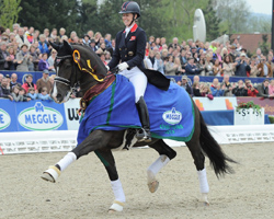 Im Grand Prix Spezial führte kein Weg an der Dänin Charlotte Dujardin mit Ausnahmepferd Valegro vorbei. Foto: Frieler
